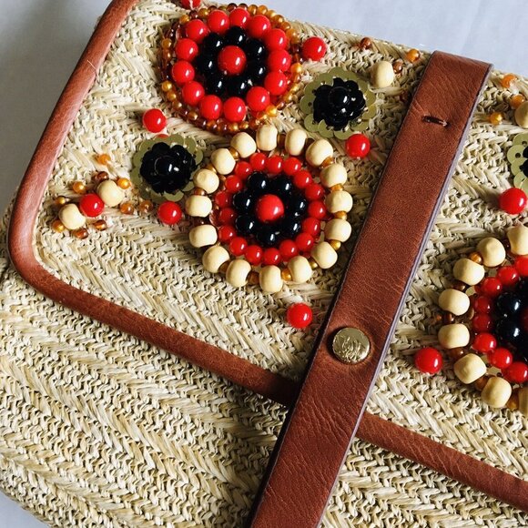 TOMMY BAHAMA Santa Barbara Beaded Straw Crossbody Clutch - Picture 5 of 11